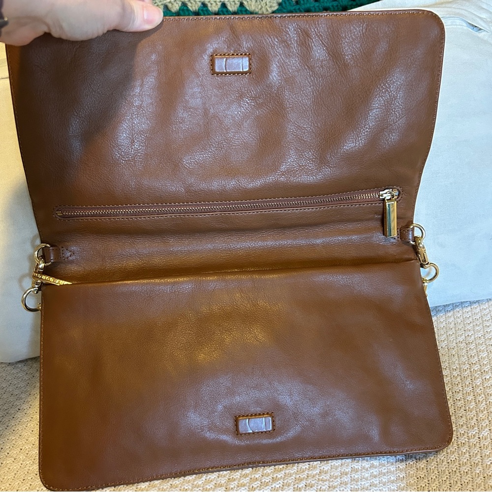TORY BURCH Reva Brown Leather Shoulder/Hand/Clutch Bag with Gold Accents - Picture 9 of 14